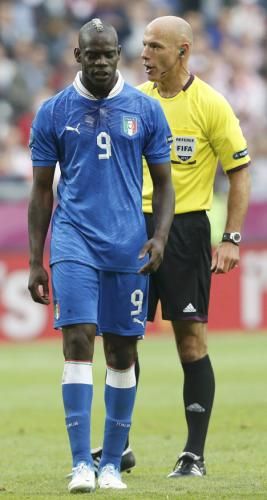 2012-06-14t173209z_01_imp40_rtridsp_3_soccer-euro_reuters