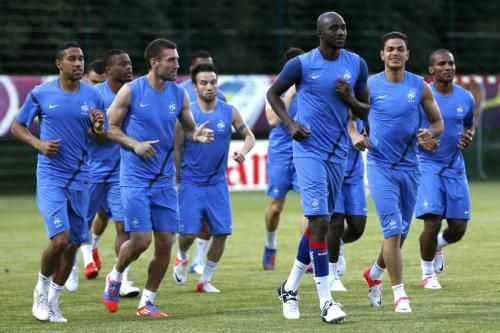 2012-06-14t185210z_01_cvi2149_rtridsp_3_soccer-euro_reuters