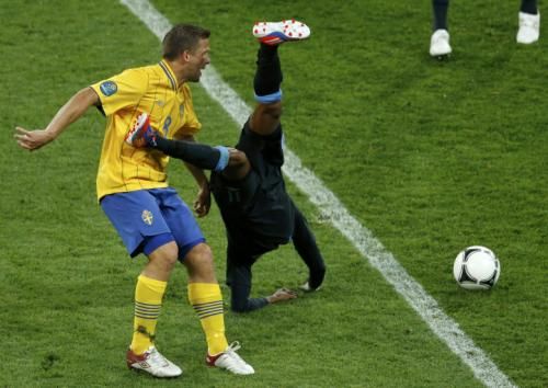 2012-06-15t195122z_01_mad560_rtridsp_3_soccer-euro_reuters