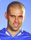 لنكولن .. أمل أصحاب الزي الأزرق