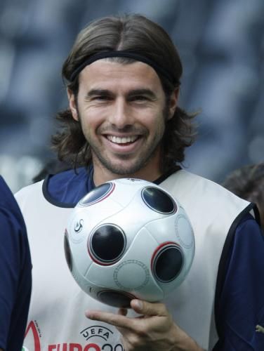 2008-06-08t172728z_01_tgn113_rtrnsrp_0_soccer-euro-italy_reuters