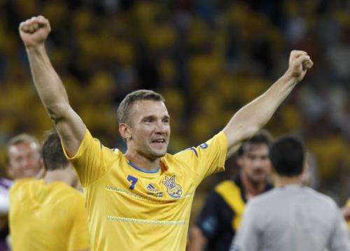 2012-06-11t204850z_01_cvi196_rtridsp_3_soccer-euro_reuters