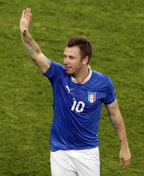 2012-06-18t211648z_01_mdj45_rtridsp_3_soccer-euro_reuters