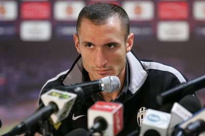 2010-11-30-00000102474076