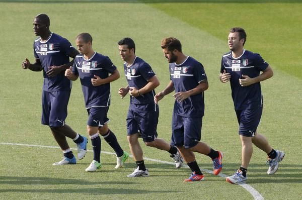 2012-06-20t161414z_01_cvi1127_rtridsp_3_soccer-euro_reuters