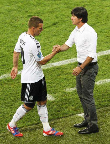 2012-06-17t201822z_01_cvi240_rtridsp_3_soccer-euro_reuters