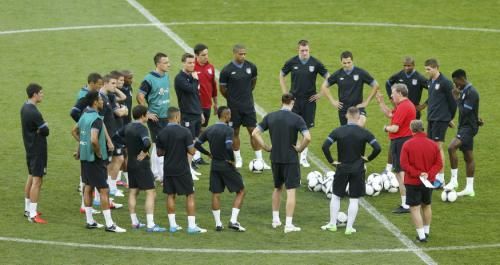 2012-06-14t182840z_01_cvi2138_rtridsp_3_soccer-euro_reuters