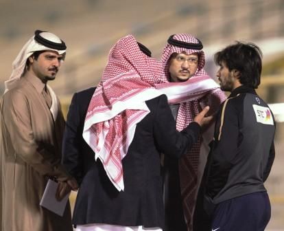 حسين عبد الغني و رئيس نادي النصر