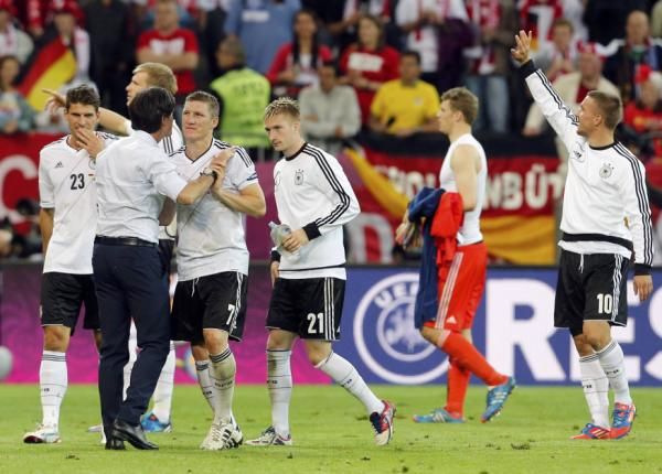 2012-06-22t205710z_01_mda78_rtridsp_3_soccer-euro_reuters