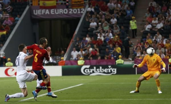 2012-06-23t192742z_01_stn126_rtridsp_3_soccer-euro_reuters
