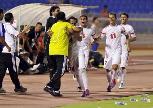 الفرحة اليمنية أقصت البحرين من البطولة