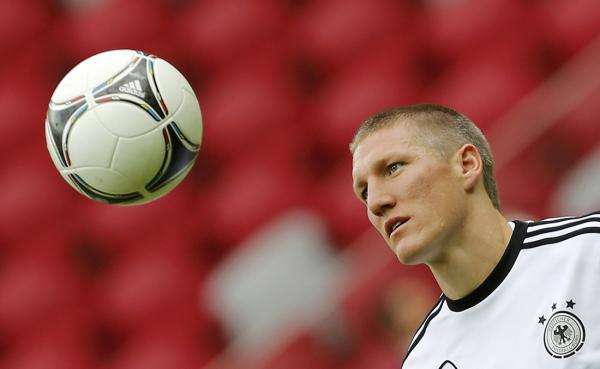 2012-06-27t170658z_151114531_lr2e86r1bjbm1_rtrmadp_3_soccer-euro_reuters