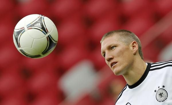 2012-06-27t170658z_151114531_lr2e86r1bjbm1_rtrmadp_3_soccer-euro_reuters