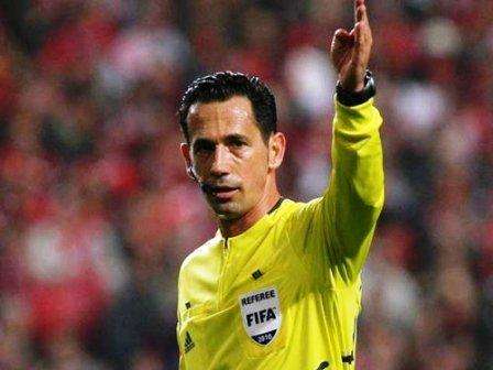  الحكم الدولي البرتغالي بيدرو بروينسا 