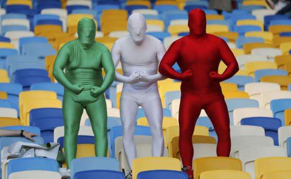 2012-07-01t181351z_2047741548_lr2e8711emtyd_rtrmadp_3_-soccer-euro_reuters