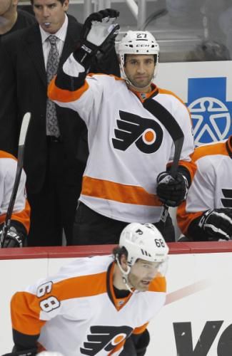 2011-12-30t015818z_01_pit11_rtridsp_3_nhl_reuters