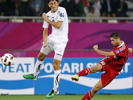 من لقاء الأردن واوزبكستان 