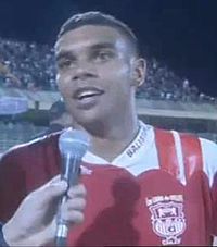 اللاعب الدولي الجزائري العربي هلال سوداني