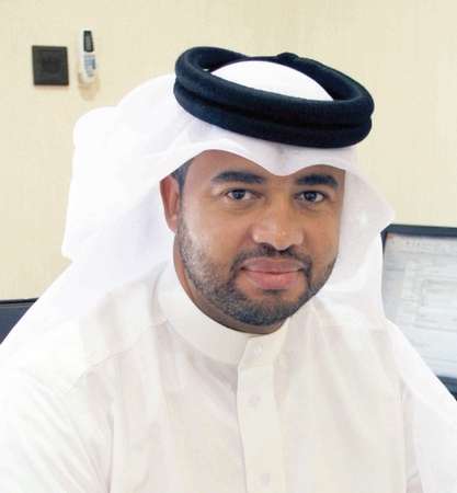 خالد الحاج رئيس لجنة الملاعب في خليجي 21 .