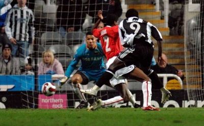 من لقاء نيوكاسل والكمار 