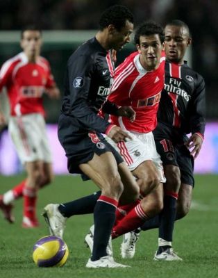 جانب من لقاء باريس سان جيرمان وبنفيكا 