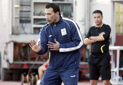 راتب العوضات مدرب الفيصلي