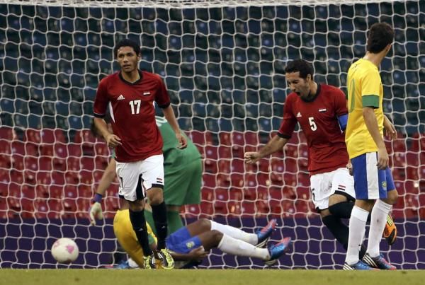 ابو تريكة هز شباك البرازيل