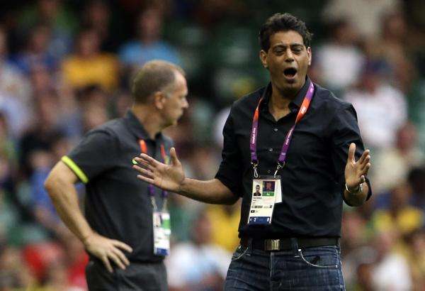 2012-07-26t193444z_1989741643_lr1e87q1idl2m_rtrmadp_3_oly-socc-fbmsoc-fbm400c02_reuters