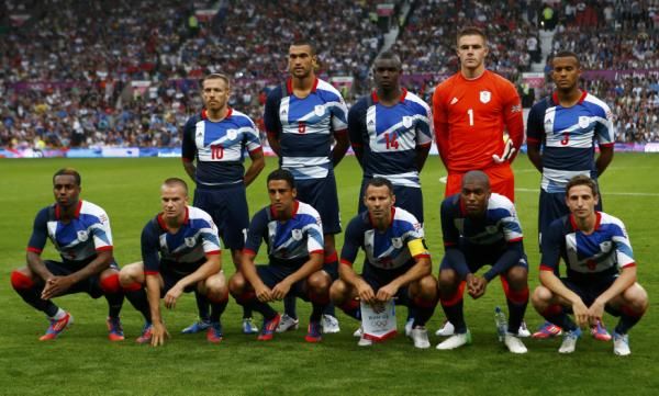 2012-07-26t201717z_1374164490_lr1e87q1kci4j_rtrmadp_3_oly-socc-fbmsoc-fbm400a02_reuters