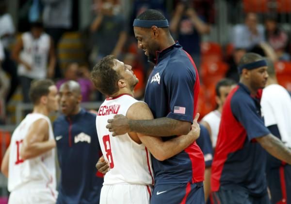 منتخب تونس بالسلة لقي هزيمة ساحقة من نظيره الأمريكي