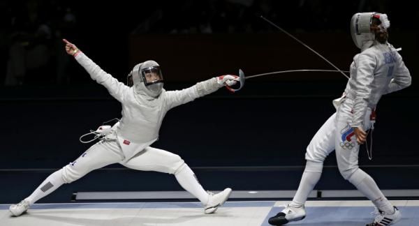 2012-08-01t200236z_109615108_lm2e8811jo53h_rtrmadp_3_oly-fenc-fewisb-finals-day5_reuters