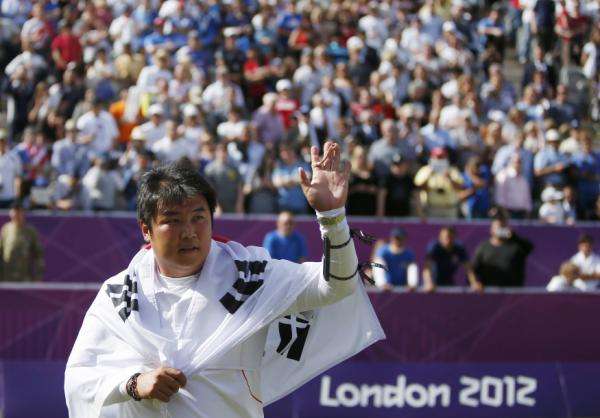 2012-08-03t165319z_1116712944_lm2e8831awoay_rtrmadp_3_oly-arch-armind-wrap-day7_reuters