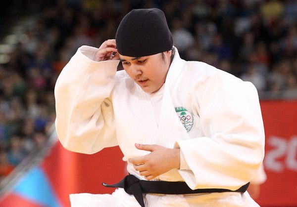 وجدان كانت قلقة طوال الوقت من انزلاق الحجاب