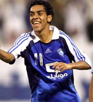 عبد العزيز الدوسري أعاد الأمل للهلال بإحرازه الهدف الأول بالدقيقة 85