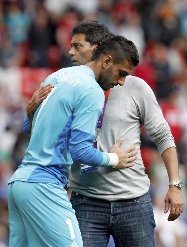 2012-08-04t131411z_28110844_lm2e88410rii9_rtrmadp_3_oly-socc-fbmsoc-fbm400304_reuters