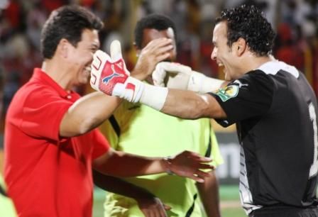 فرحة الفوز بين الحضري وريكاردو