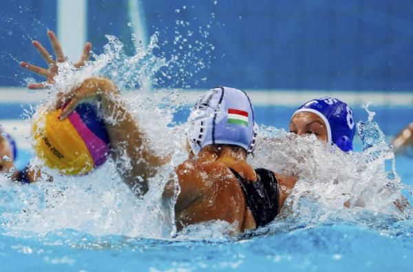 2012-08-05t154753z_21114941_tb3e88517vd2g_rtrmadp_3_oly-watp-wpwpol-qf-day9_reuters