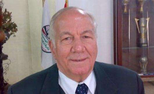 أنور صالح 
