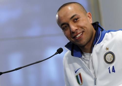 2011-02-022011-02-02t125806z_01_aga102_rtridsp_3_soccer-italy_reuters