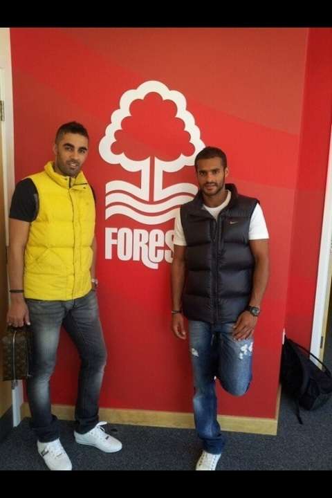 نوتنجهام يعرض مليون دولار لضم المطوع وفاضل 