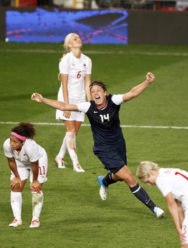 2012-08-06t220959z_796377686_lm2e8861pkjun_rtrmadp_3_oly-socc-fbmsoc-fbw400201_reuters