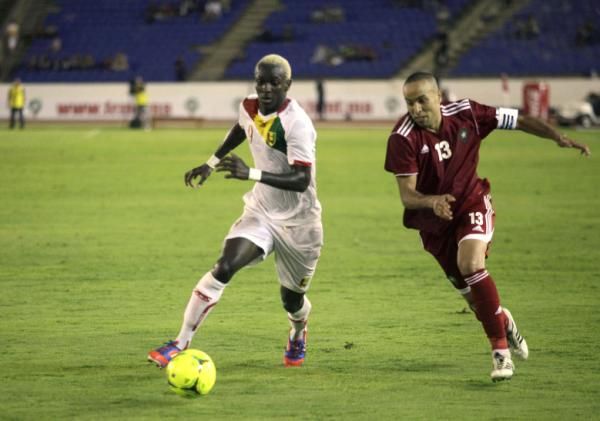 حسين خرجة أثناء مباراة المنتخب المغربي أمام غينيا