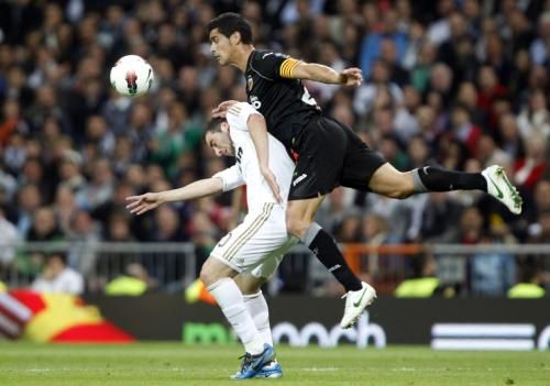 2012-04-08t200514z_01_sps13_rtridsp_3_soccer-spain_reuters