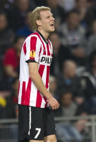 2012-03-15t190754z_01_mkn10_rtridsp_3_soccer-europa_reuters