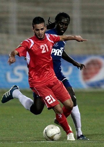 صورة من مباراة الجزيرة والمنشية اليوم