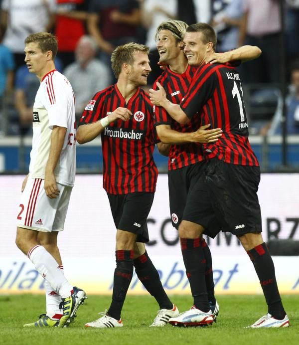 2012-08-25t185856z_618371829_bm2e88p1kno01_rtrmadp_3_soccer-germany_reuters