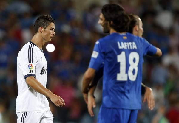 2012-08-26t210203z_1195186472_gm1e88r0dxc01_rtrmadp_3_soccer-spain_reuters