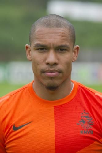 الهولندي نيجل دي يونج