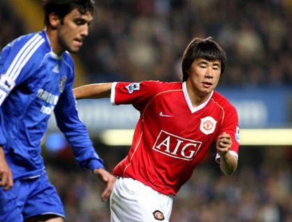 دونج فانجتشو ضد فريق تشيلسي في الدوري الانجليزي الممتاز 2006/2007