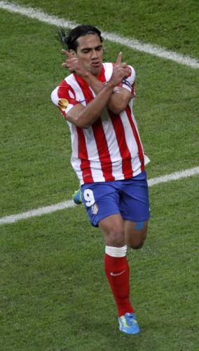 2012-05-09t193621z_01_uel224_rtridsp_3_soccer-europa_reuters